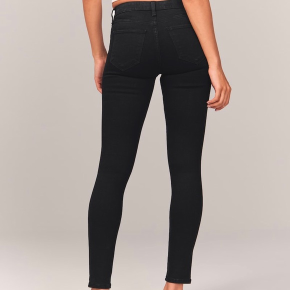 Abercrombie in Finch Mid Rise Super Skinny Jeans - Picture 4 of 12